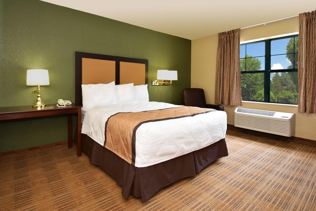 Extended Stay America Suites - Seattle - Northgate Екстериор снимка