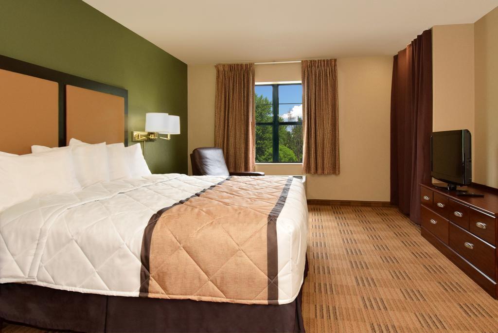 Extended Stay America Suites - Seattle - Northgate Екстериор снимка